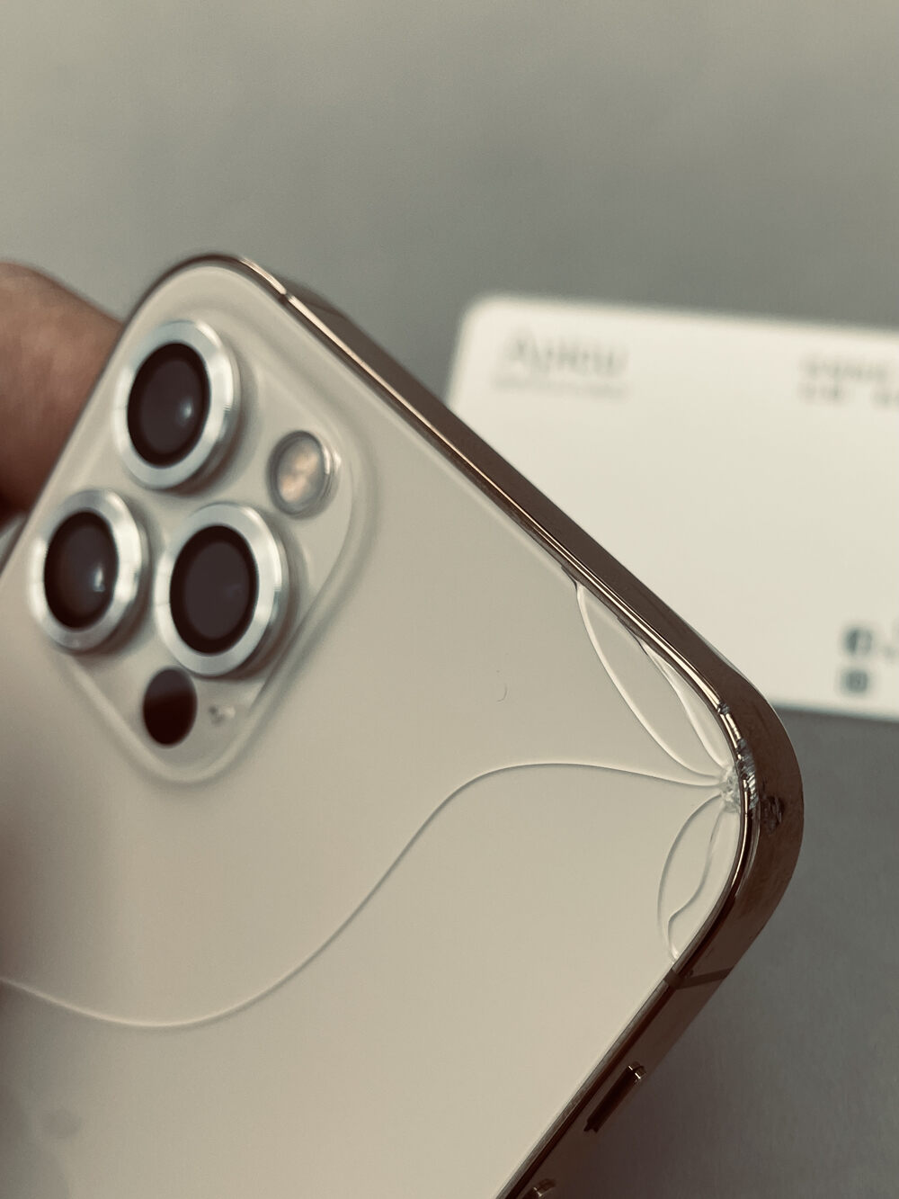 iPhone相機與鏡頭修復